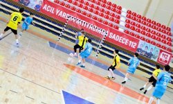Bilecik'te futsal çeyrek final heyecanı sürüyor