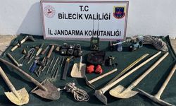 Bilecik'te kaçak kazı yapan 5 kişi suçüstü yakalandı