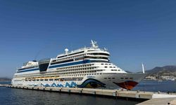 Bodrum'a kruvaziyer ile 2 bin 377 turist geldi