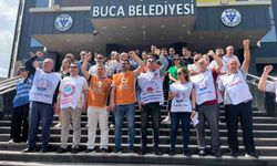 Buca Belediyesi'nde memurların eylemi sürüyor: Özgür Özel'e seslerini duyuracaklar