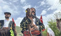 Burdur'da temsili Yörük Göçü, renkli görüntülere sahne oldu