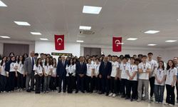 Burhaniye'de TÜBİTAK 4006-A Bilim Fuarı açıldı