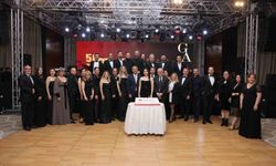Bursa'da mesleğin duayeni içmimarlara ödül