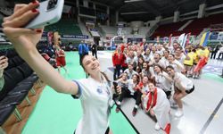 Bursa'da spor şenliklerinde kardeşlik rüzgarı