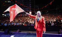 Büşra Özdemir: 'Atatürk'ün Samsun'da yaktığı meşale gençliğin gözlerinde parıldıyor'