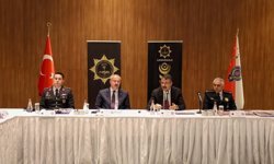 Çanakkale'de Bakan Yardımcısı Çelik'in katılımıyla narkotik suçlarla mücadele değerlendirmesi yapıldı