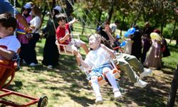 Çayırova'da tabletler bırakıldı, oyunlar oynandı