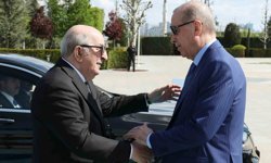 Cumhurbaşkanı Erdoğan, Cezayir Cumhurbaşkanı Tebbun'u törenle karşıladı