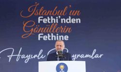 Cumhurbaşkanı Erdoğan, 'İstanbul'un fethi dünyanın gözbebeği bir şehirde karanlığın aydınlığa tebdilidir'