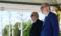 Cumhurbaşkanı Erdoğan: 'Türkiye ve Cezayir olarak bölgemizin barış ve güvenliğini çok ciddi şekilde tehdit eden şiddet sarmalının sona erdirilmesinde ortak tutuma sahibiz'