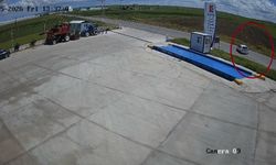 Diyarbakır'da 4 kişinin yaralandığı kaza güvenlik kamerasında