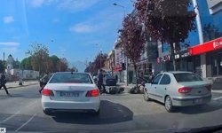 Düzce'de motosiklet kazası ucuz atlatıldı: O anlar kamerada