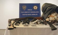 Erbaa'da silah operasyonunda cephanelik çıktı
