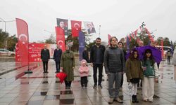 Erzurum'da yağmur 19 Mayıs coşkusuna engel olamadı