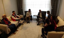 Evlilik kredisiyle yuva kuran çift ilk çocuklarını kucağına aldı
