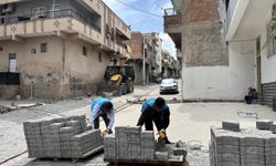 Eyyübiye'de yol çalışmaları devam ediyor