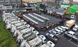 Gaziosmanpaşa'da '1 Mayıs Emek ve Dayanışma Günü' davul-zurna eşliğinde kutlandı