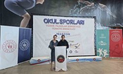 GKV'li Kont kardeşlerden Türkiye yüzme başarısı