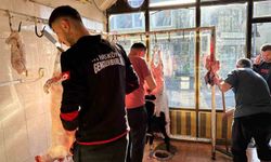 Hasköy'de bayram namazının ardından kurban kesimi başladı