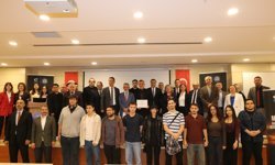İzmir'de 15 Temmuz manşetleri bir kez daha atıldı