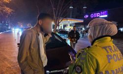 Kadıköy'de sunrooftan çıkan genç: 'Üzerine çıkalım diye yapmışlar'