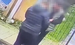 Kamera karşısında uyuşturucu satan zehir taciri yakalandı