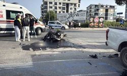 Kamyonetle çarpışan motosikletli ağır yaralandı