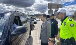 Kaymakam Emre Oğuztürk trafik denetimine katıldı