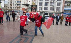 Kilis'te 1 Mayıs halaylarla kutlandı