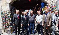 KUTO Başkanı Akdoğan, Vali Varol'a Kuşadası'nda eşlik etti