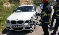 Mardin'de otomobiller çarpıştı: 5 yaralı
