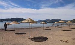 Marmaris'te halk plajları sezona hazırlanıyor