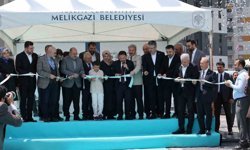 Melikgazi'de Osman-Fatma Fırıncı Cami ibadete açıldı