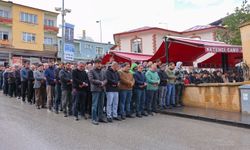 Motosiklet kazasında hayatını kaybeden genç son yolculuğuna uğurlandı