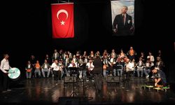 Nilüfer'de Engelliler Haftası 'Bizim Ev'in yıl sonu gösterisiyle tamamlandı