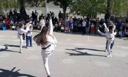 Okul okul gezip sporu sevdiriyorlar