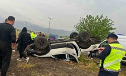 Osmaniye'de kontrolden çıkan otomobil tarlaya devrildi: 1 yaralı