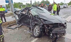Sakarya'da otomobil, minibüs ve tır çarpıştı: 4'ü ağır 6 yaralı