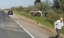 Silivri'de kontrolden çıkan kamyonet yan yattı