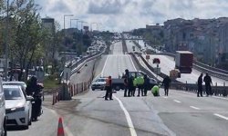 Silivri'de yola dökülen vidalar nedeniyle sürücüler zor anlar yaşadı