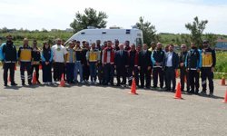 Sinop'ta ambulans sürücüleri zorlu parkurlarda yeteneklerini sergiledi