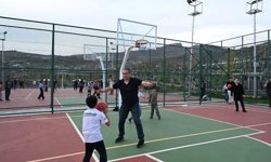 Şırnak polisinden gönülleri ısıtan sokak sporu