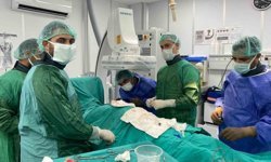 Tarsus Devlet Hastanesi'nde şoklama özellikli kalp pili takıldı