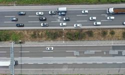 TEM Otoyolu'nun Düzce geçişinde bayram tatili yoğunluğu başladı
