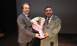 Tiyatro Oyunu 'Firavunla Yüz Yüze' BEUN'da Sanatseverlerle buluştu