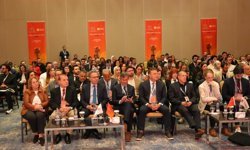 'Uluslararası Peri-implantitis 2026' sempozyumu gerçekleştirildi