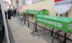 Uşak'taki kazada hayatını kaybeden 4 kişilik aile toprağa verildi