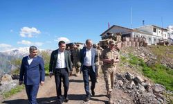 Vali Taşyapan, güvenlik güçleriyle bir araya geldi