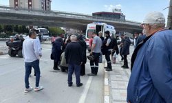 Yola dökülen toprakta kayan motosikletin sürücüsü yaralandı