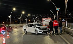 Yolda gördükleri kazaya anında müdahale eden A Takımı ikinci felaketi önledi